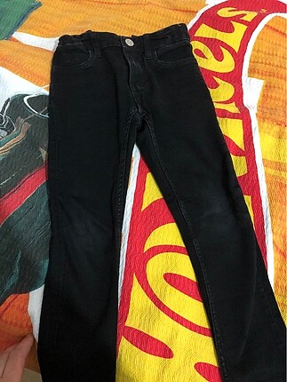 H&M jean pantolon 4-5 yaş