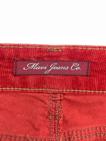 27 Beden çeşitli Renk Mavi Jeans Düz Kesim %70 İndirimli.