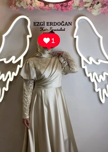 Abiye ŞAL DAHİL BALON KOL KREM TESETTÜR ABİYE