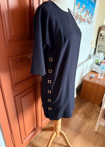 Düğmeli koyulacivert  Midi Rahat Elbise - Görsel 5