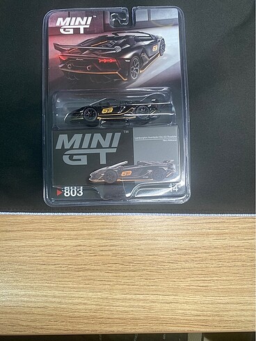 MiniGT 803 Lamborghini Aventador SVJ 63
