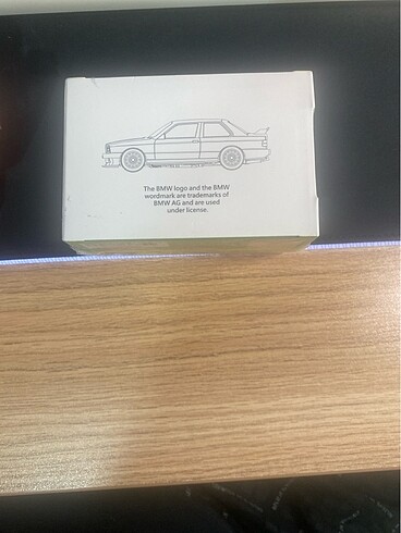  Beden MiniGT 55 BMW M3 E30 Hong Kong Exclusive