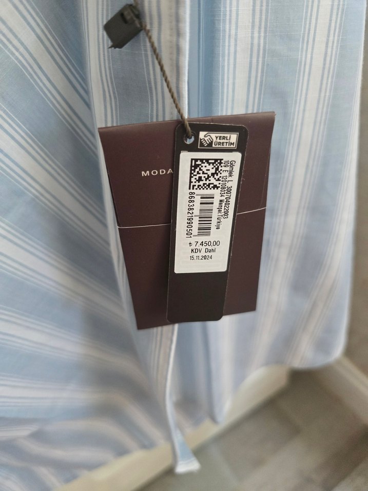 Mavi Düğmeli Erkek Gömlek - Görsel 3