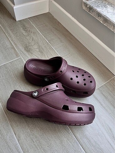 39 Beden kahverengi Renk Crocs platform terlik