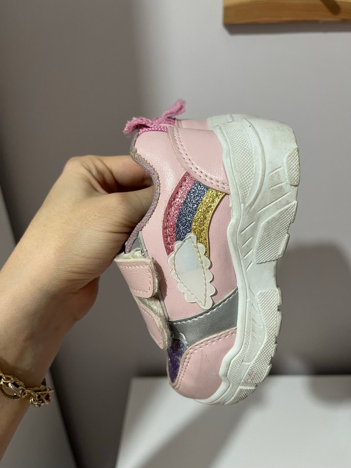 Kız Çocuk Pembe Cırt Cırtlı Spor Ayakkabı - Görsel 2