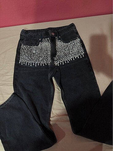 Taş işmemeli füme jean