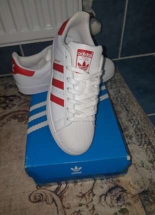 Adidas Süperstar Red Variant 41 Numara 