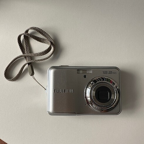 Fujifilm dijital fotoğraf makinesi