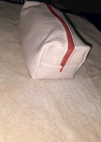 Fermuarlı Kadın Makyaj Çantası - Görsel 6