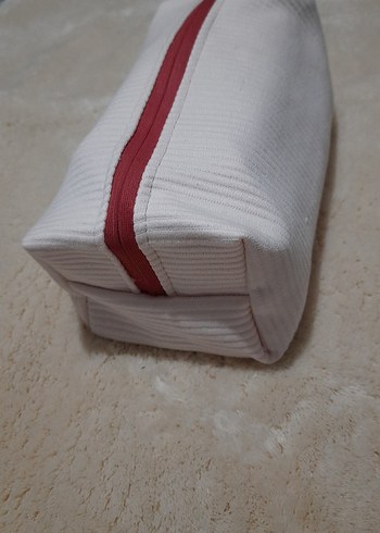 Fermuarlı Kadın Makyaj Çantası - Görsel 2