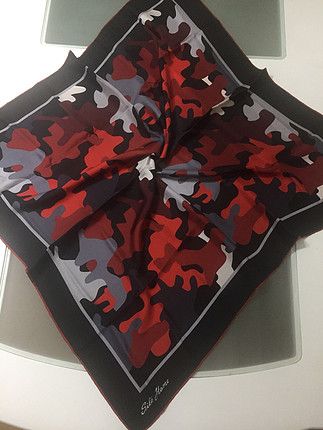 Silkhome eşarp