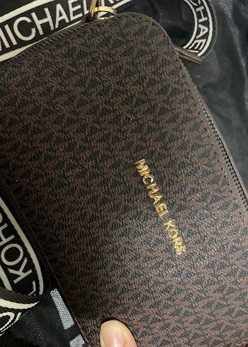 Michael Kors Michael Kors Kahverengi Deri Kadın Çapraz Çanta