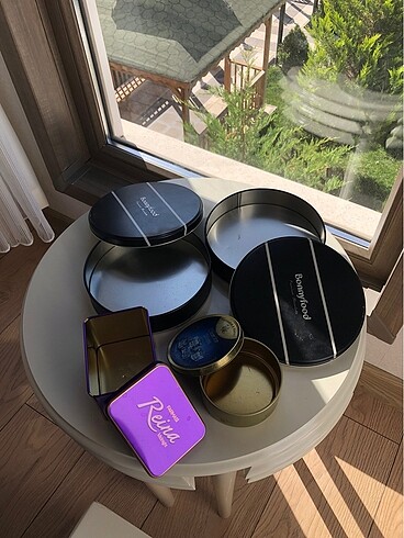 Beden Toplu satış 4 metal kutu