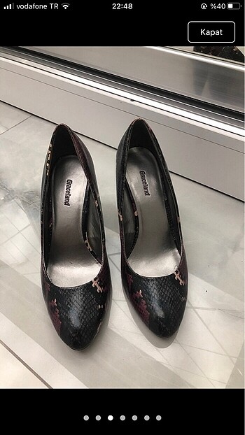 Deichmann Bordo siyah desenli ayakkabı