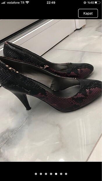 38 Beden Bordo siyah desenli ayakkabı