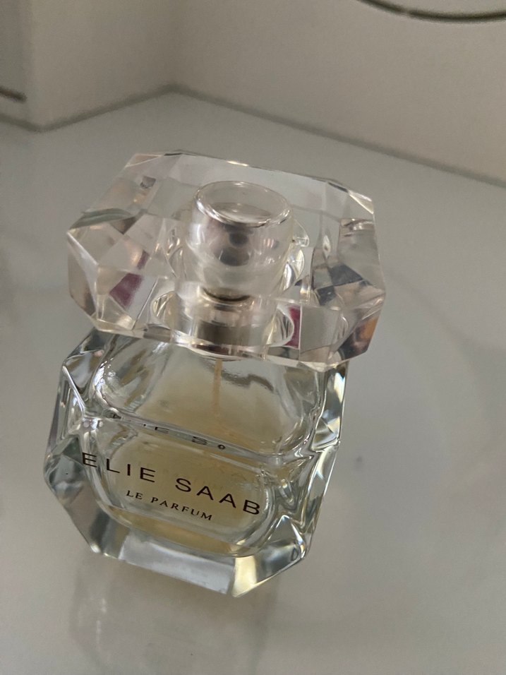 Elie Saab Parfum - Görsel 2