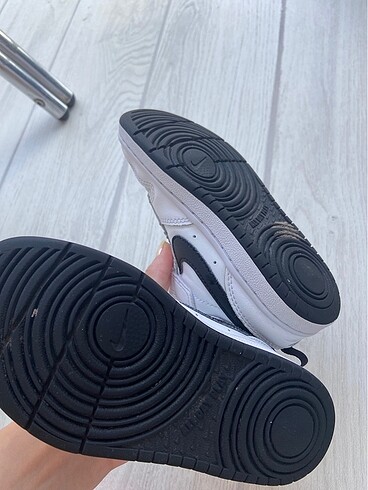 28 Beden Nike spor ayakkabı