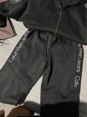 xs Beden Calvin klein eşofman takımı