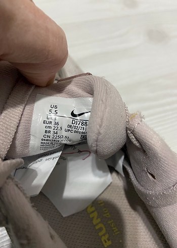 Nike spor ayakkanı - Görsel 4