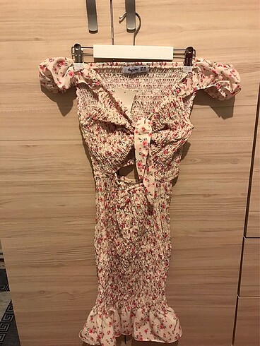m Beden çeşitli Renk Zara Model Mini Çiçek Desenli Elbise