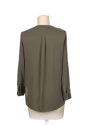 34 Beden H&M Gömlek %70 İndirimli.