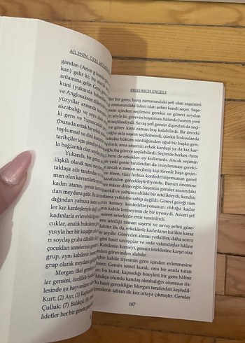 Beden Renk Fyodor Dostoyevski - Suç ve Ceza