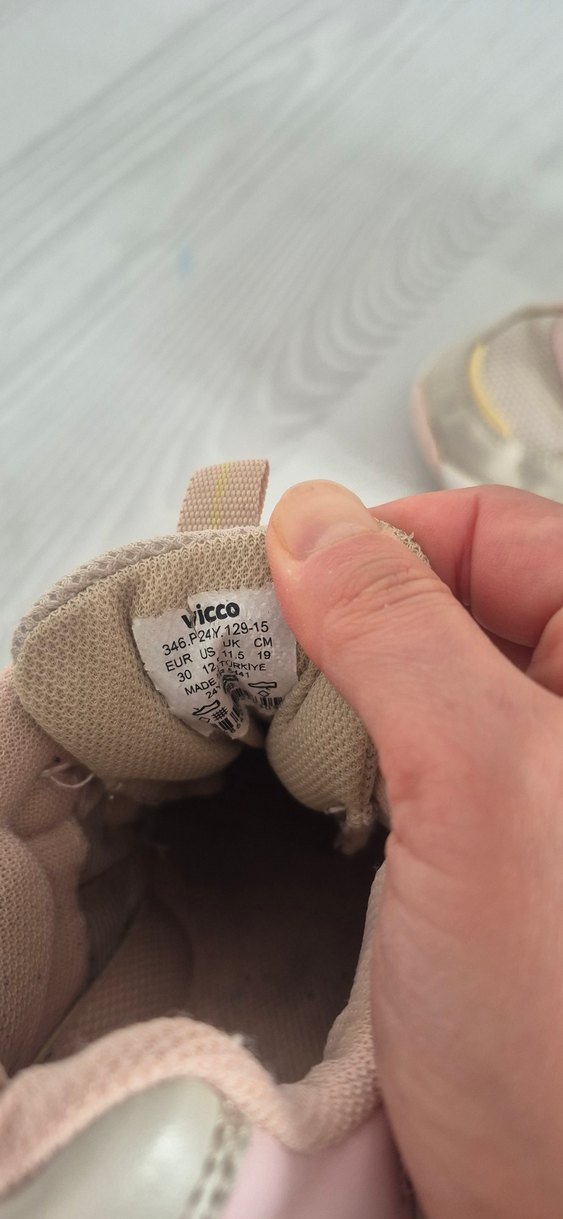 Kız Çocuk vicco Cırt Cırtlı Spor Ayakkabı 30 numara - Görsel 4