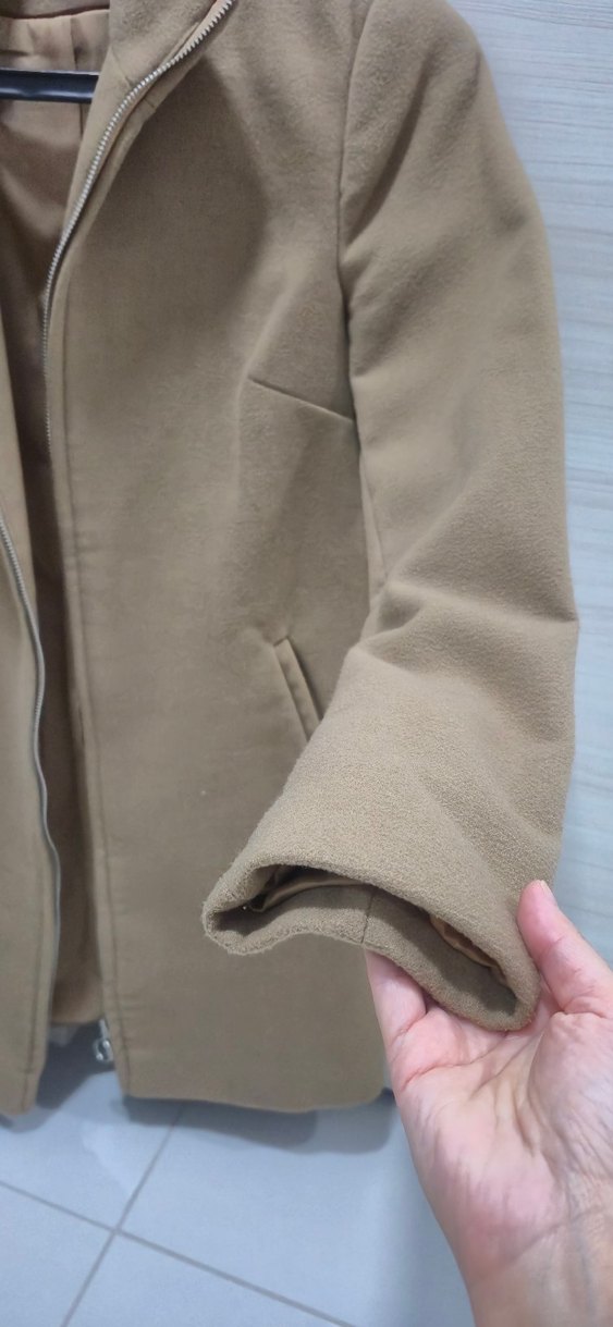 Bej Renk Kadın Kaban - Görsel 2