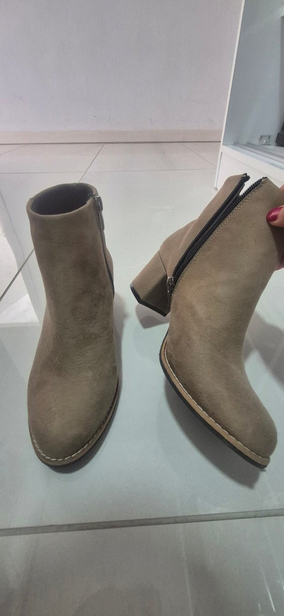 Bej Süet Kadın Topuklu Bot - Görsel 2