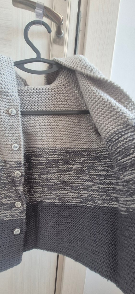 Gri Erkek Çocuk Triko Hırka - Görsel 3