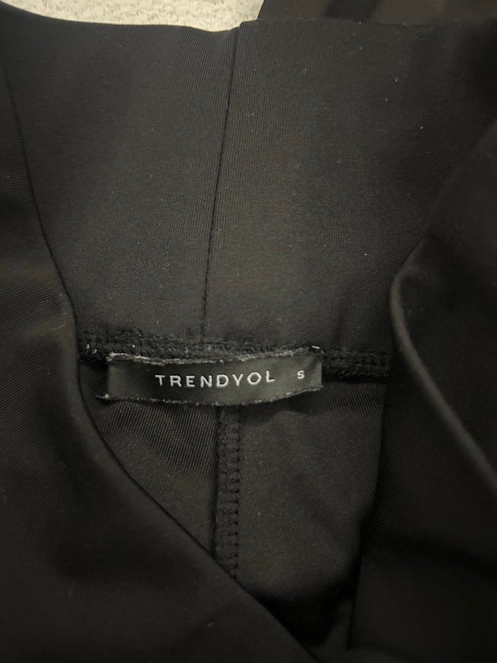 Siyah Midi Spor Kadın Tayt - Görsel 3