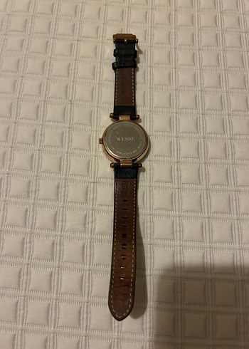 Kemer Tokalı Siyah Gotik Kadın Kol Saati - Görsel 2