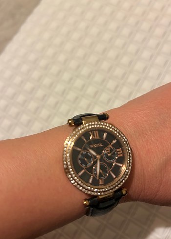 Kemer Tokalı Siyah Gotik Kadın Kol Saati - Görsel 4