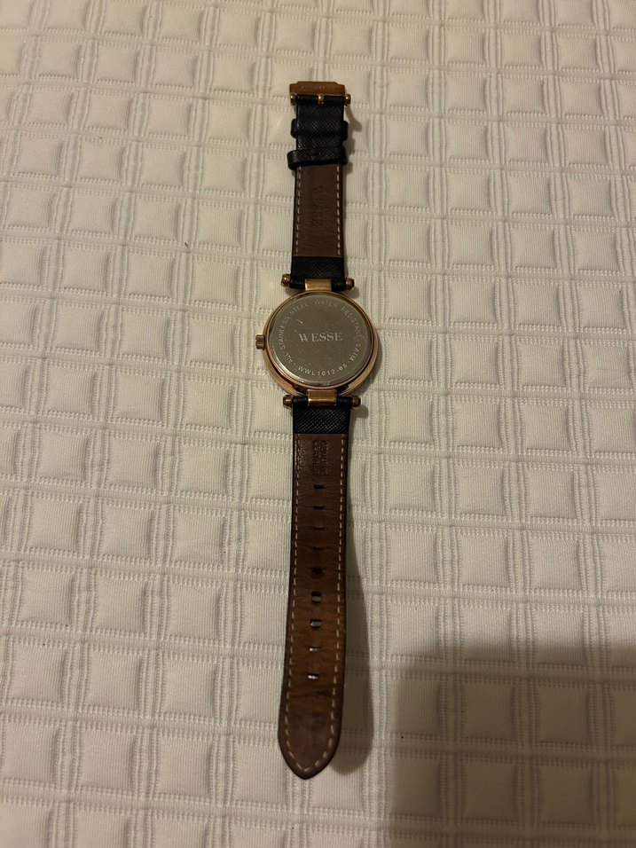 Kemer Tokalı Siyah Gotik Kadın Kol Saati - Görsel 2