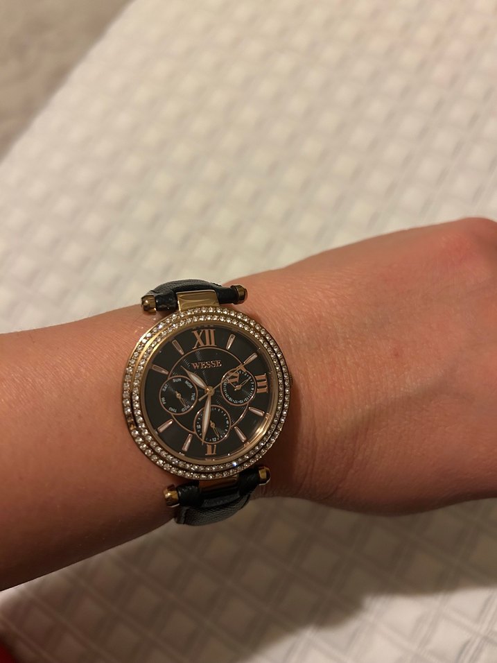 Kemer Tokalı Siyah Gotik Kadın Kol Saati - Görsel 3