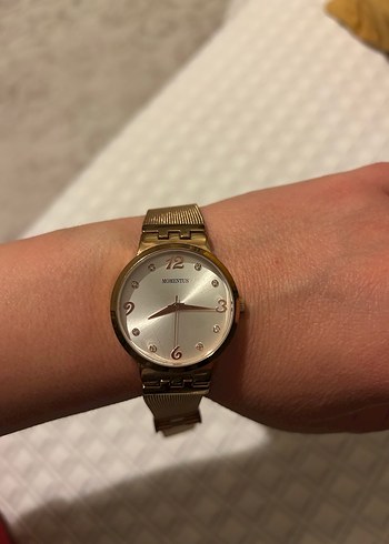 Altın Renkli Kadın Kol Saati - Görsel 4