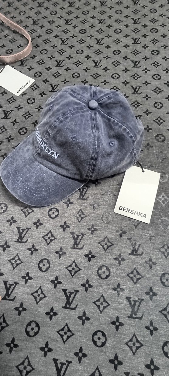 bershka şapka orjinal - Görsel 2