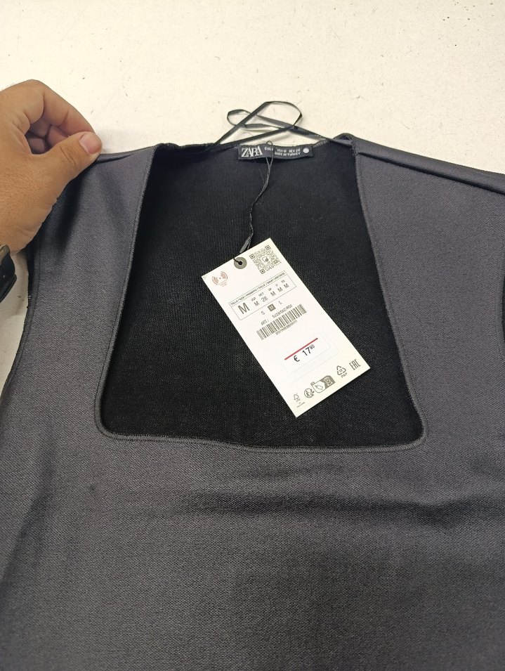 Zara Siyah Midi Boy Kolsuz - Görsel 3