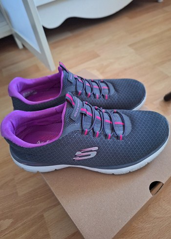 Gri Mor Elastik Bağcıklı Spor Kadın Skechers