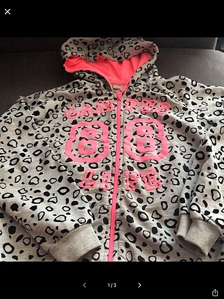 Sweat 8 yaş