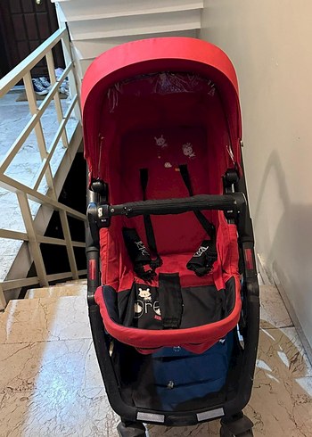 Koyu Kırmızı Bebek Arabası