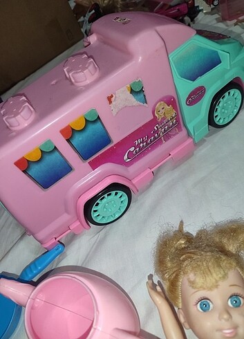 Barbie Evcilik oyuncakları dondurma arabası barbie