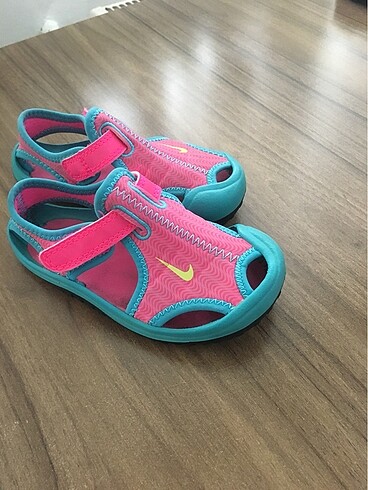 Nike sandalet 24 no