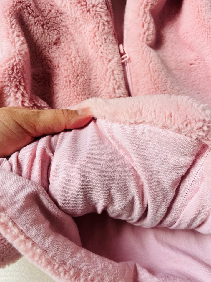 Kız Çocuk Pembe Kapüşonlu Kürklü Yelek - Görsel 5