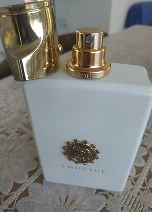 #amouage ve oud wood beraber