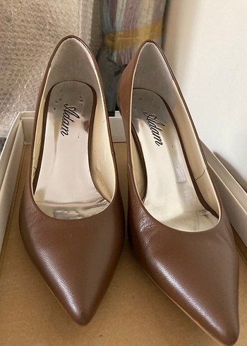 36 Beden Klasik Bej Deri Stiletto Topuklu Kadın Ayakkabı