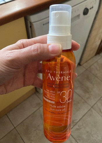 Avene
