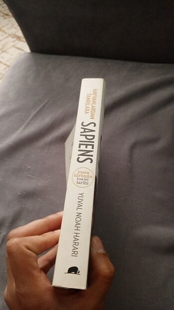  Yuvel Noah Harari- Sapiens