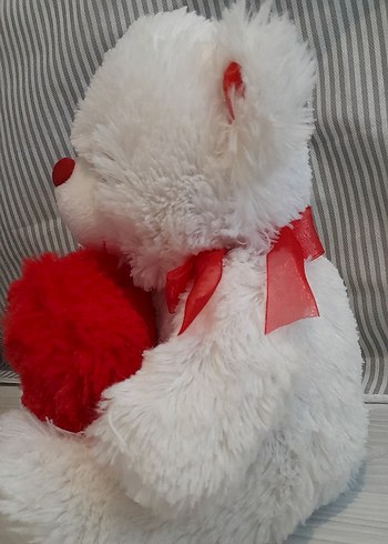 Diğer Beyaz Peluş Ayıcık Kalpli