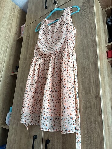 Çiçek desenli elbise - Görsel 6